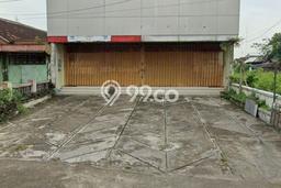 Unit Ruko Dijual di Kediri LT 1078m2 & LB 1000m2 Unit Ruko Dijual di Kediri LT 1078m2 & LB 1000m2