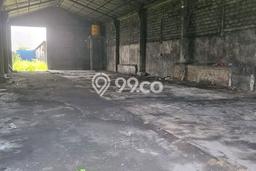 Gudang Disewa di Kediri dengan LB 700m2 Area Komersial Ramai Gudang Disewa di Kediri dengan LB 700m2 Area Komersial Ramai