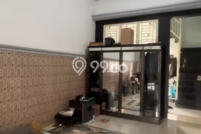 Dijual Cepat Rumah Bagus Siap Huni LB 200m2 di Benowo, Surabaya Dijual Cepat Rumah Bagus Siap Huni LB 200m2 di Benowo, Surabaya