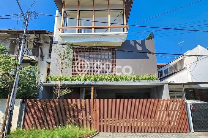 Rumah Dijual Pondok Indah. Unit Baru, Ada Lift, Private Pool. Nego Rumah Dijual Pondok Indah. Unit Baru, Ada Lift, Private Pool. Nego