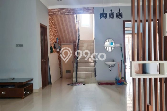 Rumah Dijual Legoso, Pisangan, Ciputat Timur. Terawat, Strategis Rumah Dijual Legoso, Pisangan, Ciputat Timur. Terawat, Strategis