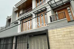 Best Price. Unit Baru. Rumah Dijual Cipete. Mewah, Ada Pool. Nego Best Price. Unit Baru. Rumah Dijual Cipete. Mewah, Ada Pool. Nego