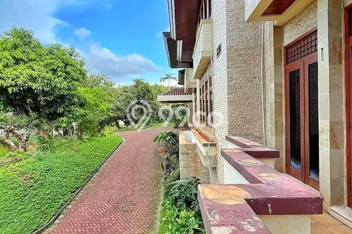 Rumah Bukit Golf Pondok Indah Dijual. Murah, Hitung Tanah. Nego Rumah Bukit Golf Pondok Indah Dijual. Murah, Hitung Tanah. Nego