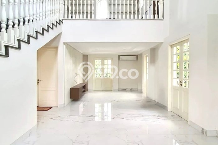 Turun Harga, Jual Cpt. Nego. Rumah Arteri Pondok Indah Dijual Turun Harga, Jual Cpt. Nego. Rumah Arteri Pondok Indah Dijual