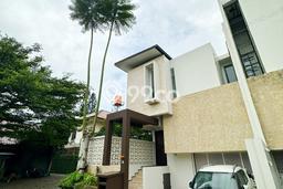 Rumah Dijual Cilandak. Furnish, Jalan Lebar. Bangunan Terawat Rumah Dijual Cilandak. Furnish, Jalan Lebar. Bangunan Terawat