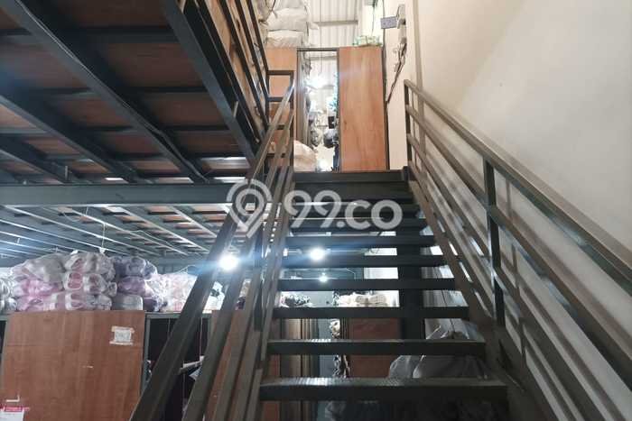 Lokasi Strategis! Dijual Gudang Bisnis di Periuk, Tangerang Kondisi Bagus Lokasi Strategis! Dijual Gudang Bisnis di Periuk, Tangerang Kondisi Bagus