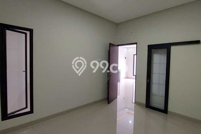 Jual Rumah Bagus Siap Huni LB 117m2 di Pinang, Tangerang Jual Rumah Bagus Siap Huni LB 117m2 di Pinang, Tangerang