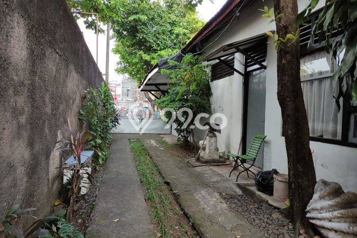 Rumah Elit Modern Tanpa Renovasi di Slipi Jakarta Barat Rumah Elit Modern Tanpa Renovasi di Slipi Jakarta Barat