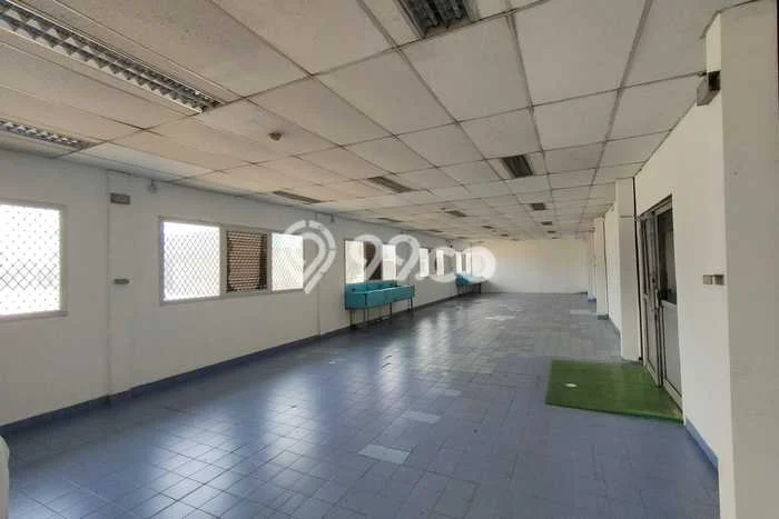 Gudang untuk Disewa di Pusat Bekasi Luas Bangunan 1283m2 Gudang untuk Disewa di Pusat Bekasi Luas Bangunan 1283m2