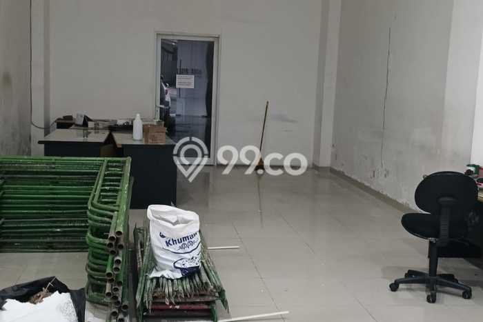 Ruko Disewakan Kawasan Cakung, Luas 227m2m², Area Potensial Ruko Disewakan Kawasan Cakung, Luas 227m2m², Area Potensial