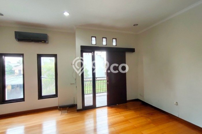 Best Deal Hunian Premium Ideal dan Luas di Kembangan, Jakarta Barat Best Deal Hunian Premium Ideal dan Luas di Kembangan, Jakarta Barat