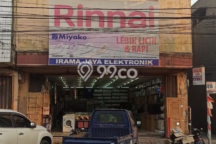 Area Ramai! Ruko Dijual di Karawang Barat untuk Bisnis Luas Bangunan 384m2 Area Ramai! Ruko Dijual di Karawang Barat untuk Bisnis Luas Bangunan 384m2