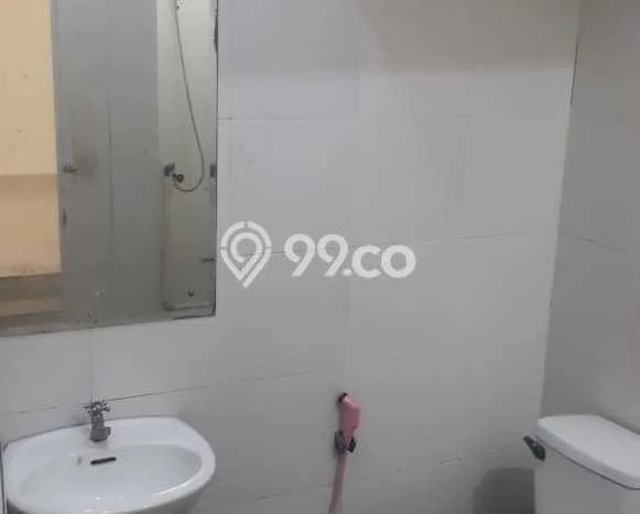 Lokasi terbaik! Rumah siap pakai disewakan di Karawang Barat LB 240m2 Lokasi terbaik! Rumah siap pakai disewakan di Karawang Barat LB 240m2