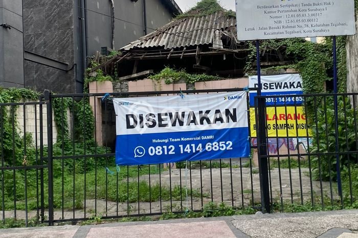 Tanah Kosong Disewakan di Tegalsari, Surabaya, Luas 438m2 Tanah Kosong Disewakan di Tegalsari, Surabaya, Luas 438m2