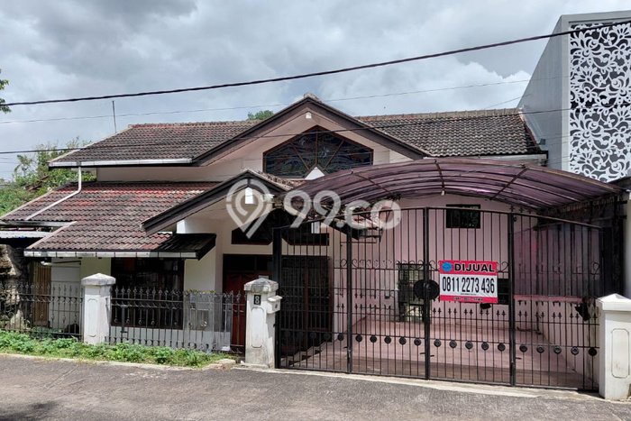 For Sale Rumah 5 Kamar Lokasi Ideal Bagus dan Strategis di Sukasari For Sale Rumah 5 Kamar Lokasi Ideal Bagus dan Strategis di Sukasari