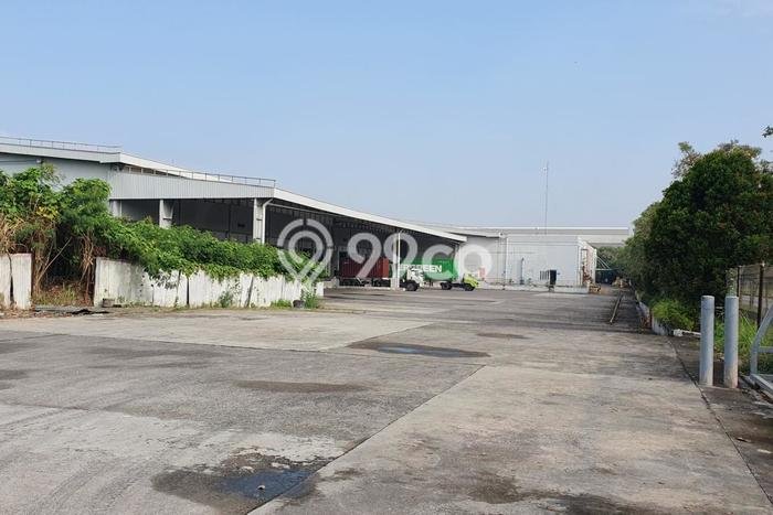 Gudang untuk Disewa di Pusat Bekasi Luas Bangunan 16100m2 Gudang untuk Disewa di Pusat Bekasi Luas Bangunan 16100m2