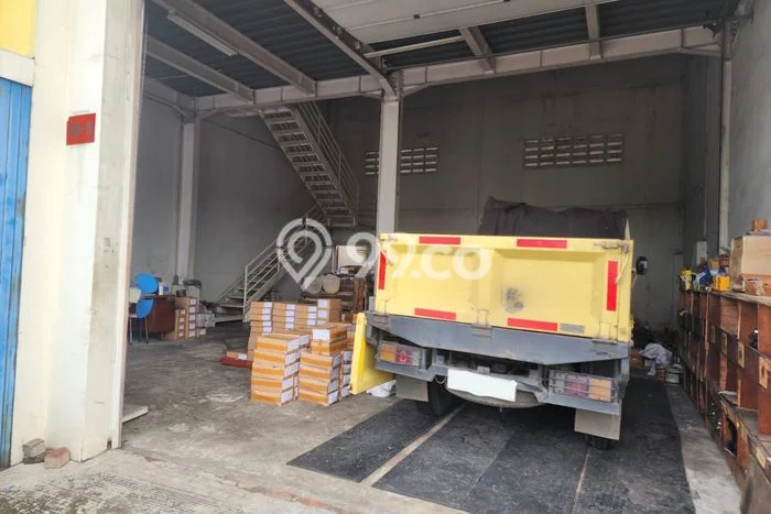 Gudang Bagus Dijual LB 180m2 Lokasi Strategis Tangerang Area Cocok untuk Bisnis Gudang Bagus Dijual LB 180m2 Lokasi Strategis Tangerang Area Cocok untuk Bisnis