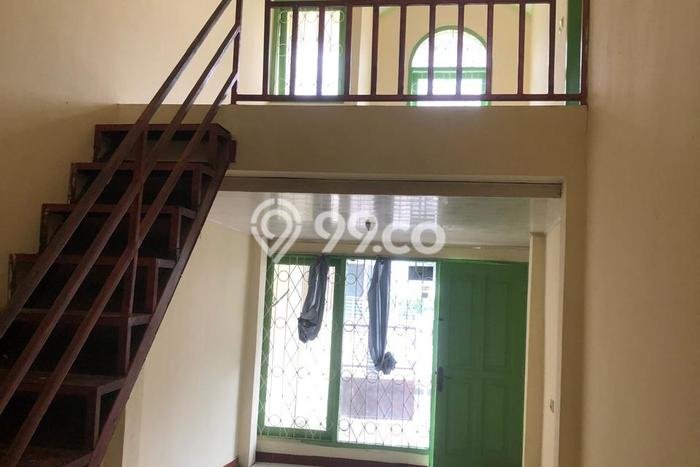Disewakan! Rumah 3 Kamar Tidur &
1 Kamar Mandi di Semanan, Jakarta Barat Disewakan! Rumah 3 Kamar Tidur &
1 Kamar Mandi di Semanan, Jakarta Barat