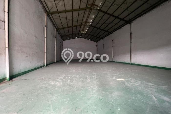 Gudang Disewa di Tangerang dengan LB 480m2 Area Komersial Ramai Gudang Disewa di Tangerang dengan LB 480m2 Area Komersial Ramai