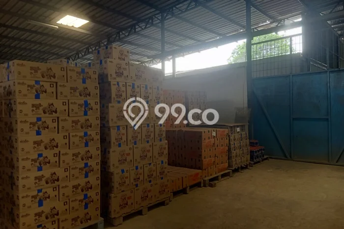Unit Gudang Disewakan di Cengkareng Barat di Area Ramai & Strategis Unit Gudang Disewakan di Cengkareng Barat di Area Ramai & Strategis