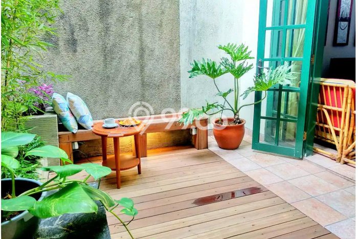 RUMAH Furnished Bagus di istana reg 1, Pasteur dekat tol mall rs sklh univ tpt wisata RUMAH Furnished Bagus di istana reg 1, Pasteur dekat tol mall rs sklh univ tpt wisata