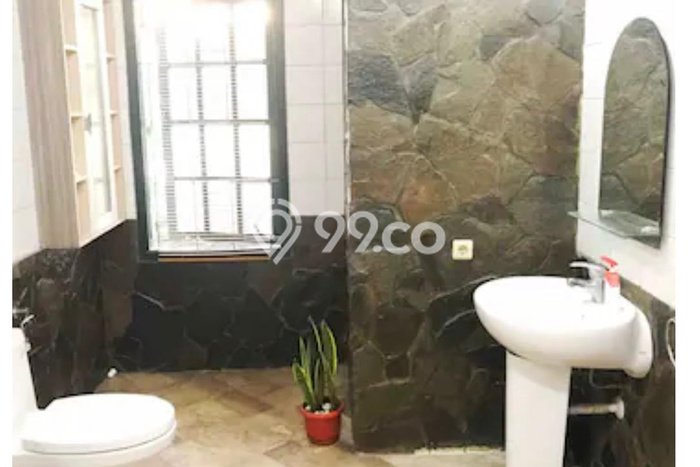 RUMAH Furnished Bagus di istana reg 1, Pasteur dekat tol mall rs sklh univ tpt wisata RUMAH Furnished Bagus di istana reg 1, Pasteur dekat tol mall rs sklh univ tpt wisata
