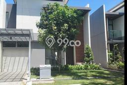 KESEMPATAN TERBAIK! Rumah Nyaman area Gedebage, LT 190m2m² Bangunan 196m2m² KESEMPATAN TERBAIK! Rumah Nyaman area Gedebage, LT 190m2m² Bangunan 196m2m²