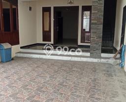 Rumah Asri area Turangga, 4 KT, LT 162m² LB 174m² Rumah Asri area Turangga, 4 KT, LT 162m² LB 174m²