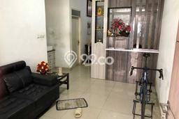 Rumah Nyaman area Taman Kopo Indah, Bandung, LT 144m² LB 130m² Rumah Nyaman area Taman Kopo Indah, Bandung, LT 144m² LB 130m²