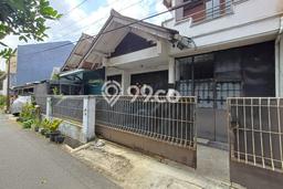 For Sale Rumah 4 Kamar Lokasi Strategis Nyaman dan Strategis di Cimahi Selatan For Sale Rumah 4 Kamar Lokasi Strategis Nyaman dan Strategis di Cimahi Selatan