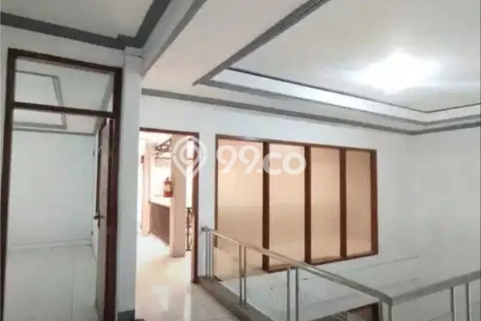 Jual Rumah Bagus Siap Huni LB 276m2 di Batununggal, Bandung Jual Rumah Bagus Siap Huni LB 276m2 di Batununggal, Bandung