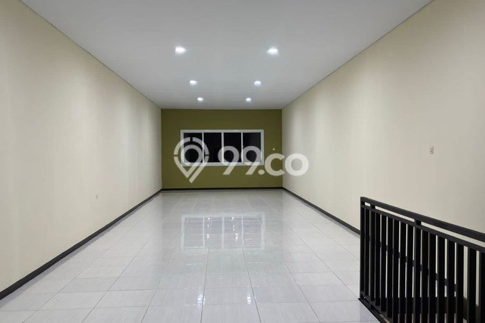 Area Strategis! Disewakan Ruko Lokasi Antapani, Bandung Cocok untuk Bisnis Area Strategis! Disewakan Ruko Lokasi Antapani, Bandung Cocok untuk Bisnis