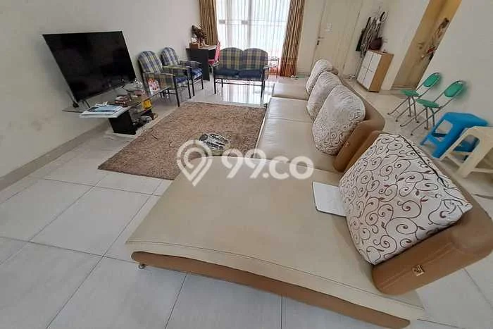 Ruko Bagus Dijual LB 280m2 Lokasi Strategis Tangerang Selatan Area Cocok untuk Bisnis Ruko Bagus Dijual LB 280m2 Lokasi Strategis Tangerang Selatan Area Cocok untuk Bisnis