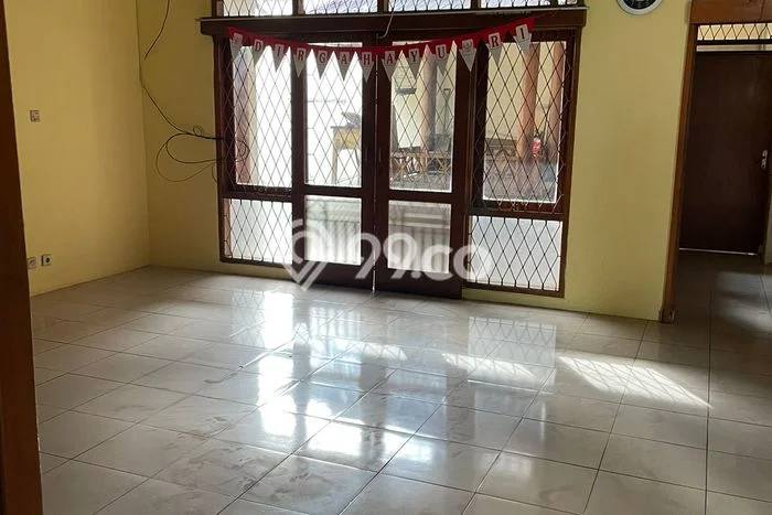 Rumah Kontrakan Bandung LT 220m2 LB 100m2 Area Taman Kopo Indah Rumah Kontrakan Bandung LT 220m2 LB 100m2 Area Taman Kopo Indah