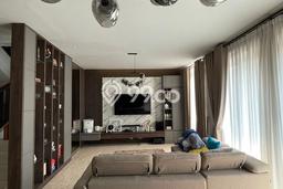 Ready to Use! Luxury House LT 120m2 Desain Modern di BSD Ready to Use! Luxury House LT 120m2 Desain Modern di BSD