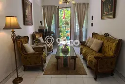 Ready to Use! Premium House LT 180m2 Desain Elegan di Puri Indah Ready to Use! Premium House LT 180m2 Desain Elegan di Puri Indah