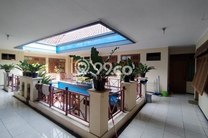 Rumah Luxury Modern Siap Huni di Soekarno Hatta Malang Rumah Luxury Modern Siap Huni di Soekarno Hatta Malang