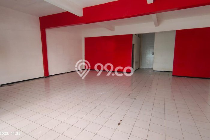 Ruko untuk disewa di Blimbing punya LT 170m2 & LB 240m2 harga sewa kompetitif Ruko untuk disewa di Blimbing punya LT 170m2 & LB 240m2 harga sewa kompetitif