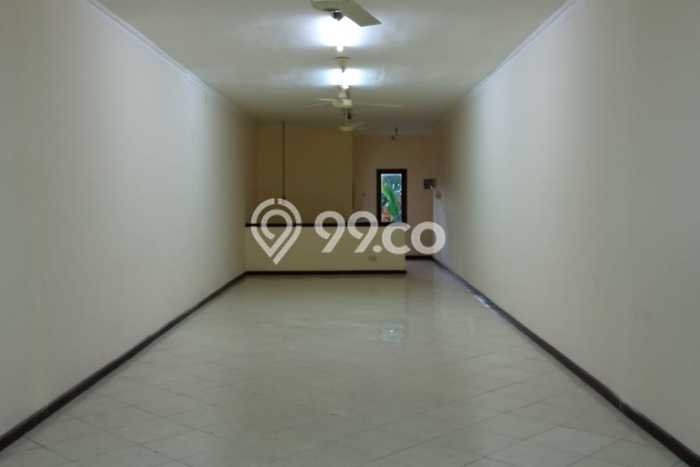 Ruko disewakan lokasi strategis Klojen Malang 168m2 Ruko disewakan lokasi strategis Klojen Malang 168m2