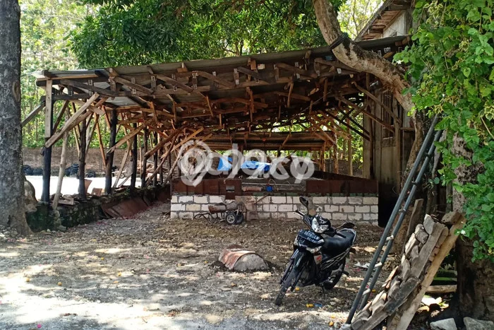 Unit Gudang Dijual di Lamongan LT 17000m2 & LB 2000m2 Unit Gudang Dijual di Lamongan LT 17000m2 & LB 2000m2