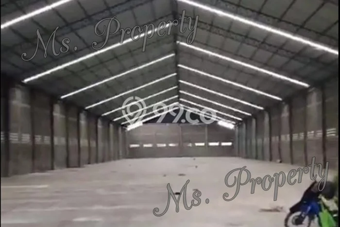 LOKASI STRATEGIS! Gudang For Rent Kawasan Klaten Utara, Luas 2800m2m², Kawasan Ramai LOKASI STRATEGIS! Gudang For Rent Kawasan Klaten Utara, Luas 2800m2m², Kawasan Ramai