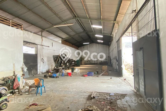 Gudang Disewa di Malang dengan LB 800m2 Area Komersial Ramai Gudang Disewa di Malang dengan LB 800m2 Area Komersial Ramai