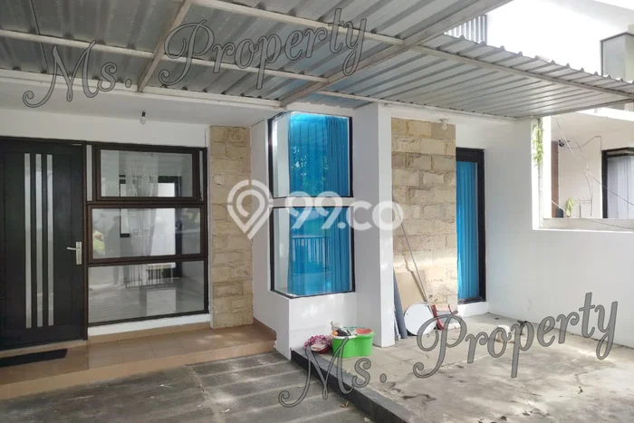 HUNIAN IMPIAN! Rumah area Malang Kota, 2 KT, Bebas Macet, LT 75m2m² LB 39m2m² HUNIAN IMPIAN! Rumah area Malang Kota, 2 KT, Bebas Macet, LT 75m2m² LB 39m2m²