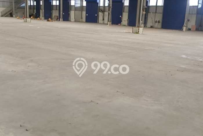 Disewakan Gudang Area Komersial Kawasan Penjaringan, Luas 3256m², Siap Usaha Disewakan Gudang Area Komersial Kawasan Penjaringan, Luas 3256m², Siap Usaha