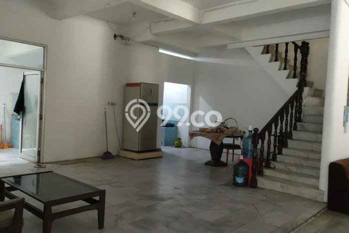 Hunian Mewah LB 200m2 Siap Huni Desain Elegan di Pluit, Jakarta Utara Hunian Mewah LB 200m2 Siap Huni Desain Elegan di Pluit, Jakarta Utara