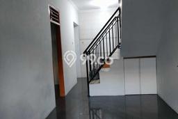 LISTING BARU! Rumah di Cipondoh, Ready, 2 KM, Akses Cipondoh, Tangerang, Tangerang, LT 55m² Bangunan 110m² LISTING BARU! Rumah di Cipondoh, Ready, 2 KM, Akses Cipondoh, Tangerang, Tangerang, LT 55m² Bangunan 110m²