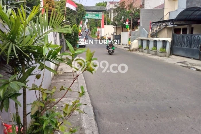 Rumah Modern Cantik 5 Kamar Siap Huni di Ciputat Rumah Modern Cantik 5 Kamar Siap Huni di Ciputat