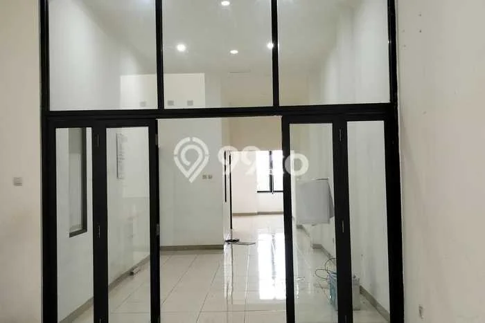 Untuk Disewa Komersial di Sukajadi Bandung LT 300m2, LB 500m2 Untuk Disewa Komersial di Sukajadi Bandung LT 300m2, LB 500m2