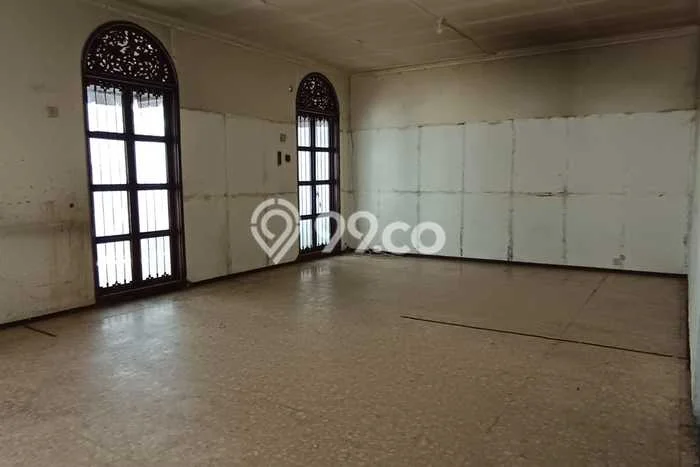 Ready to Use! Luxury House LT 1000m2 Desain Elegan di Dr Cipto Mangunkusomo Ready to Use! Luxury House LT 1000m2 Desain Elegan di Dr Cipto Mangunkusomo