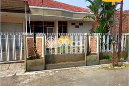 Rumah Bagus Lingkungan Tenang SHM di Tanah Mas, Semarang Rumah Bagus Lingkungan Tenang SHM di Tanah Mas, Semarang
